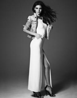 Kendall Jenner feet photo thumbnail