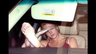 Britney Spears feet photo thumbnail