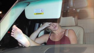Britney Spears feet photo thumbnail