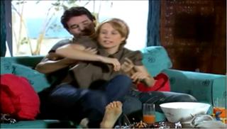 Mariana Ximenes feet photo thumbnail