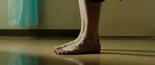 Sarah Snook feet photo 4