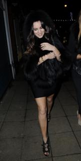 Kelly Brook feet photo thumbnail