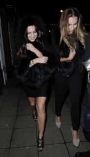 Kelly Brook feet photo thumbnail