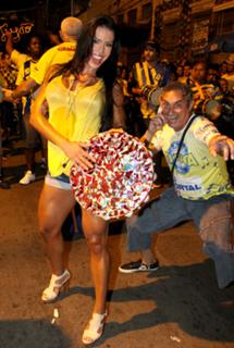 Gracyanne Barbosa feet photo thumbnail