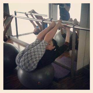Gracyanne Barbosa feet photo thumbnail