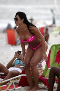 Gracyanne Barbosa feet photo thumbnail