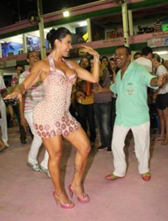 Gracyanne Barbosa feet photo thumbnail