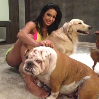Gracyanne Barbosa feet photo thumbnail