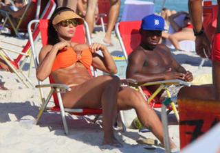 Gracyanne Barbosa feet photo thumbnail