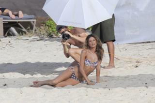 Behati Prinsloo feet photo thumbnail