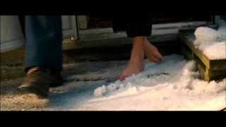 Kate Beckinsale feet photo thumbnail