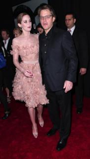 Emily Blunt feet photo thumbnail
