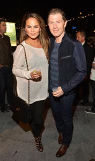 Chrissy Teigen feet photo thumbnail
