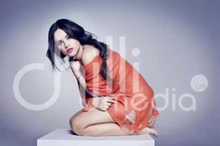 Georgia May Foote feet photo thumbnail