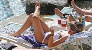 Sofía Vergara feet photo thumbnail