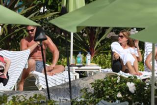 Sofía Vergara feet photo thumbnail