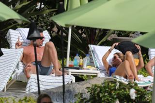 Sofía Vergara feet photo thumbnail