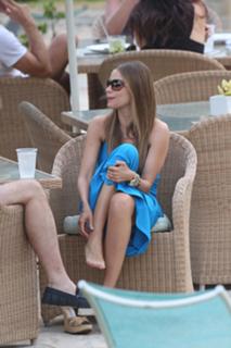 Sofía Vergara feet photo thumbnail