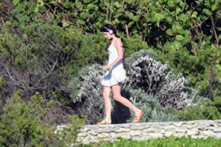 Lana Del Rey feet photo thumbnail