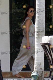 Eva Longoria feet photo thumbnail