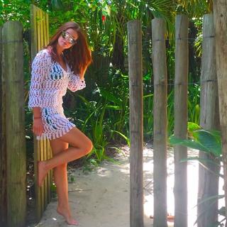 Marina Ruy Barbosa feet photo thumbnail