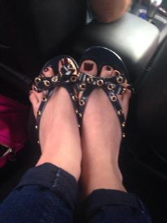 Marina Ruy Barbosa feet photo thumbnail