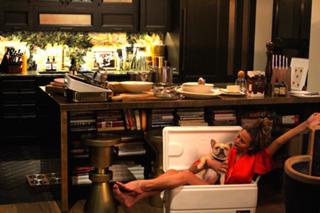 Chrissy Teigen feet photo thumbnail