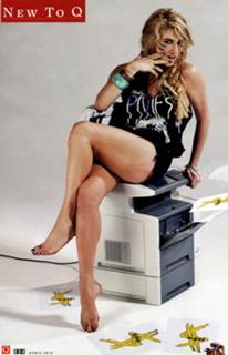 Kesha feet photo thumbnail