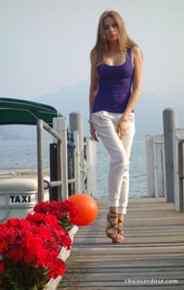 Xenia Tchoumitcheva feet photo thumbnail