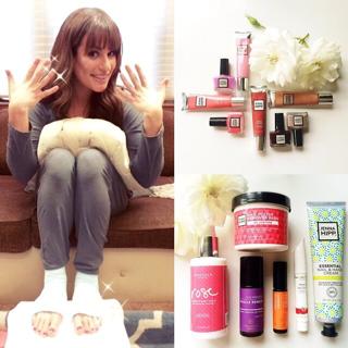 Lea Michele feet photo thumbnail