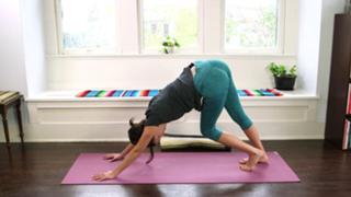 Adriene Mishler feet photo thumbnail