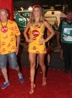 Grazi Massafera feet photo thumbnail