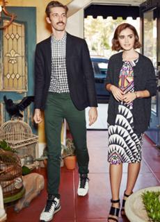 Lily Collins feet photo thumbnail
