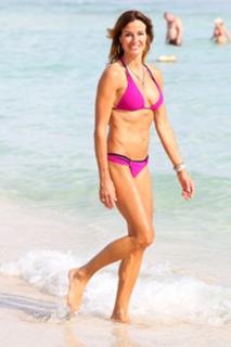 Kelly Bensimon feet photo thumbnail