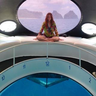 Marina Ruy Barbosa feet photo thumbnail