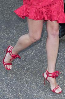 Gemma Arterton feet photo thumbnail