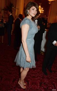 Gemma Arterton feet photo thumbnail