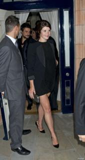 Gemma Arterton feet photo thumbnail