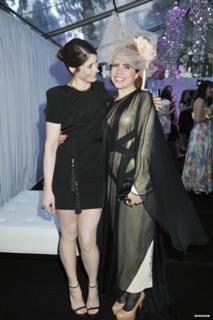 Gemma Arterton feet photo thumbnail