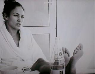 Jennifer Lopez feet photo thumbnail
