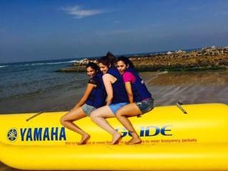 Raai Laxmi feet photo thumbnail