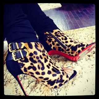 Christina Milian feet photo thumbnail
