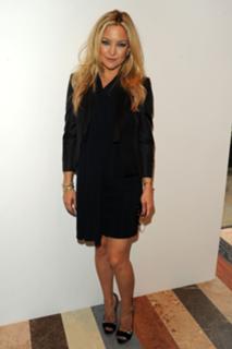 Kate Hudson feet photo thumbnail