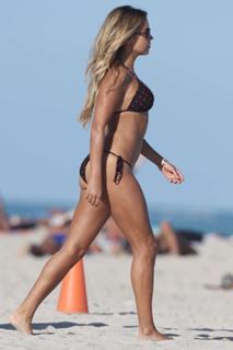 Sylvie Meis feet photo thumbnail