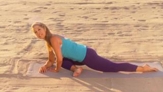 Denise Austin feet photo thumbnail