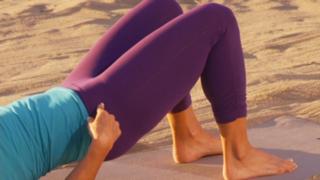 Denise Austin feet photo thumbnail