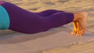 Denise Austin feet photo thumbnail