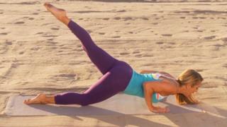 Denise Austin feet photo thumbnail