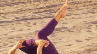 Denise Austin feet photo thumbnail