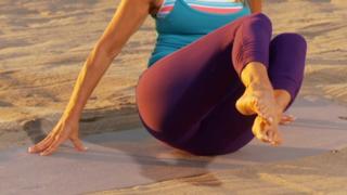 Denise Austin feet photo thumbnail